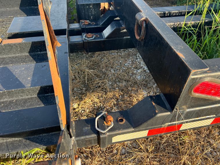 image for item JM9196 2011 Behnke  sprayer trailer