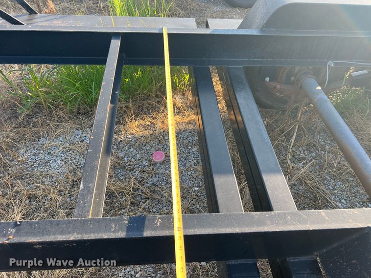 image for item JM9196 2011 Behnke  sprayer trailer