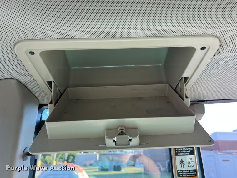 image for item JM9204 2013 John Deere 6140M  MFWD tractor