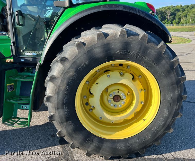 image for item JM9204 2013 John Deere 6140M  MFWD tractor