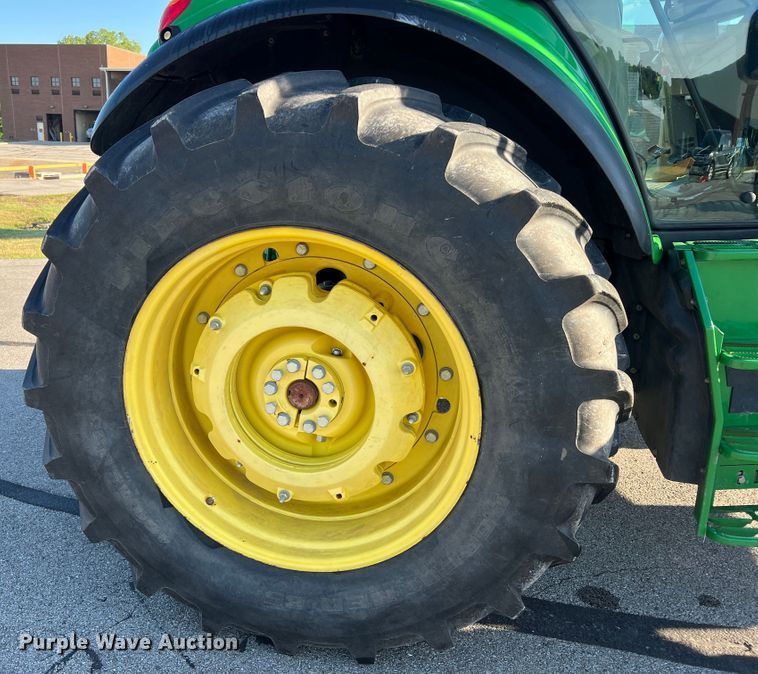 image for item JM9204 2013 John Deere 6140M  MFWD tractor