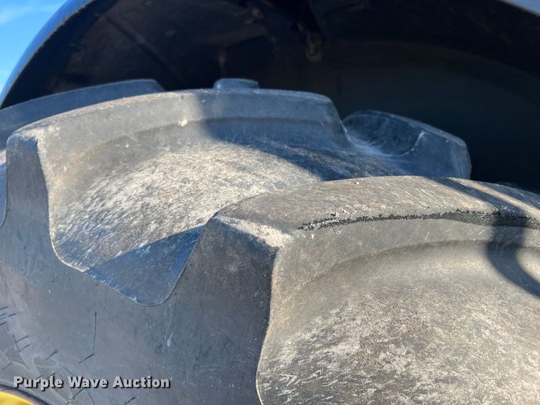 image for item JM9204 2013 John Deere 6140M  MFWD tractor