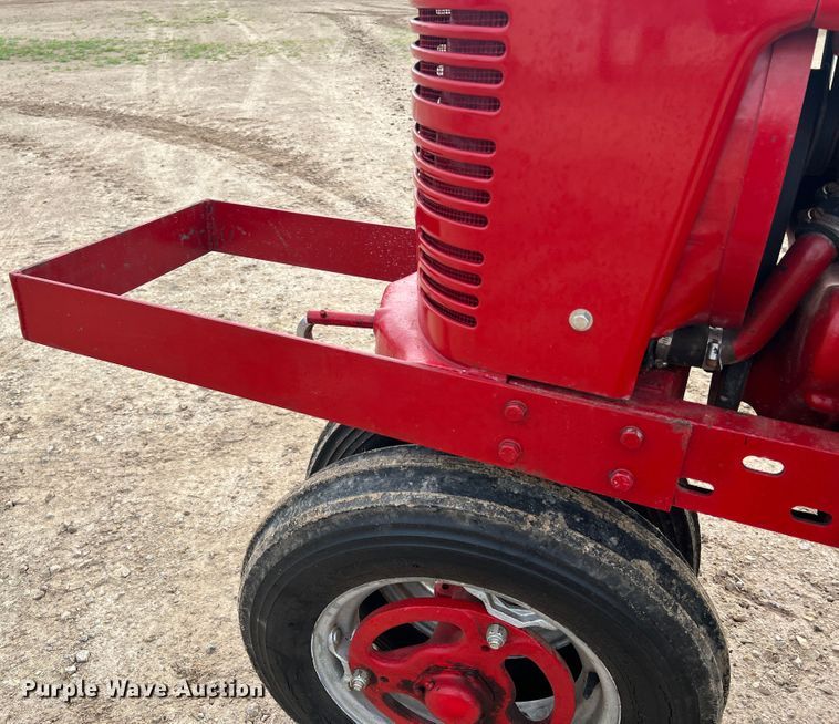 image for item JM9208 1946 Farmall H  tractor