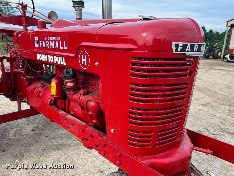 image for item JM9208 1946 Farmall H  tractor