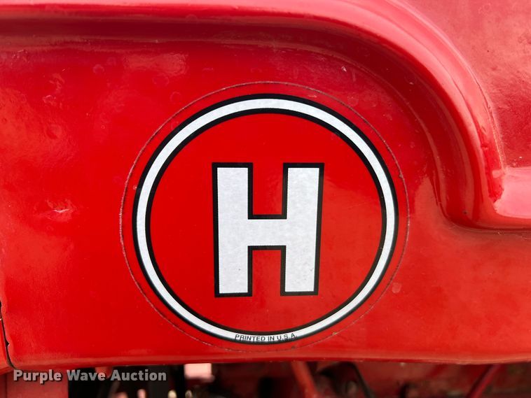 image for item JM9208 1946 Farmall H  tractor