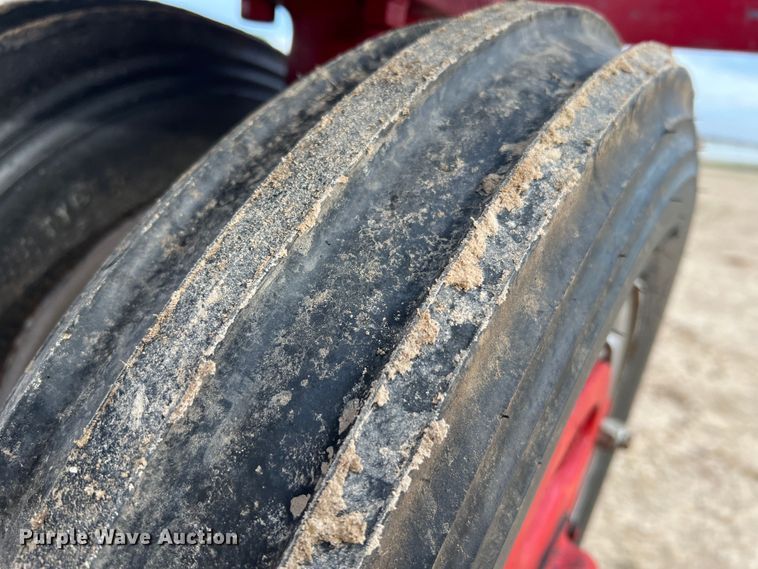 image for item JM9208 1946 Farmall H  tractor