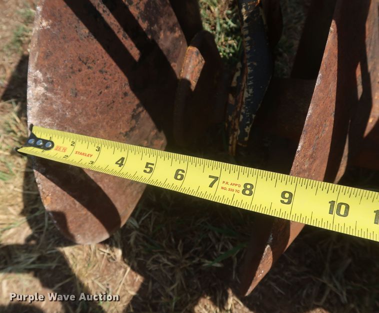 image for item JR9412 John Deere 340  off-set disk