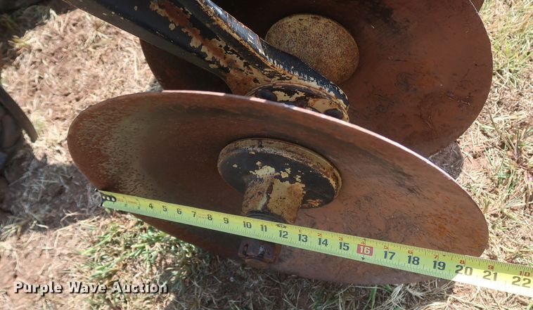 image for item JR9412 John Deere 340  off-set disk