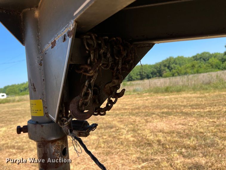 image for item JX9350 1996 Pony  livestock trailer