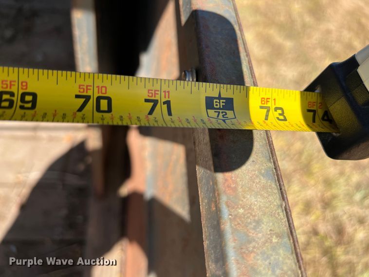 image for item JX9350 1996 Pony  livestock trailer