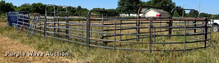 image for item JX9354 Priefert  corral