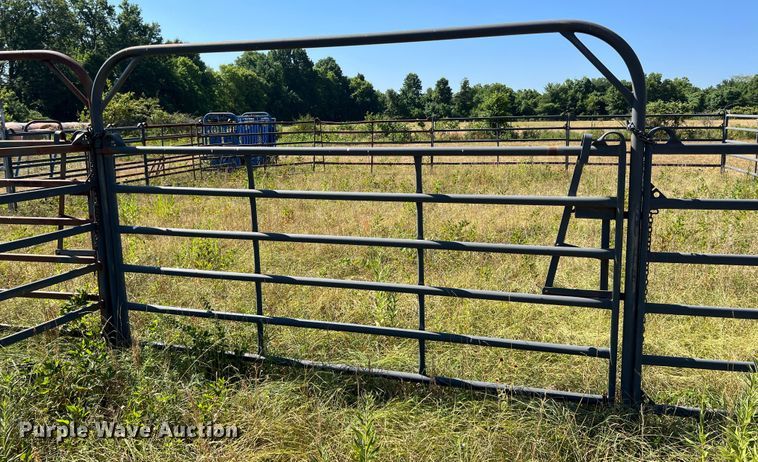 image for item JX9354 Priefert  corral