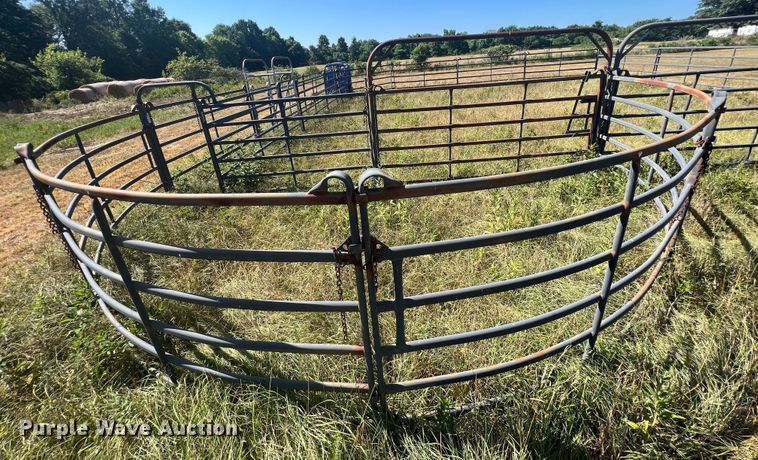 image for item JX9354 Priefert  corral