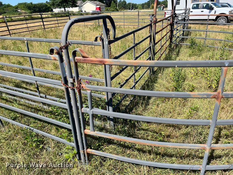 image for item JX9354 Priefert  corral