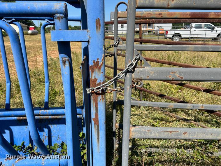 image for item JX9354 Priefert  corral