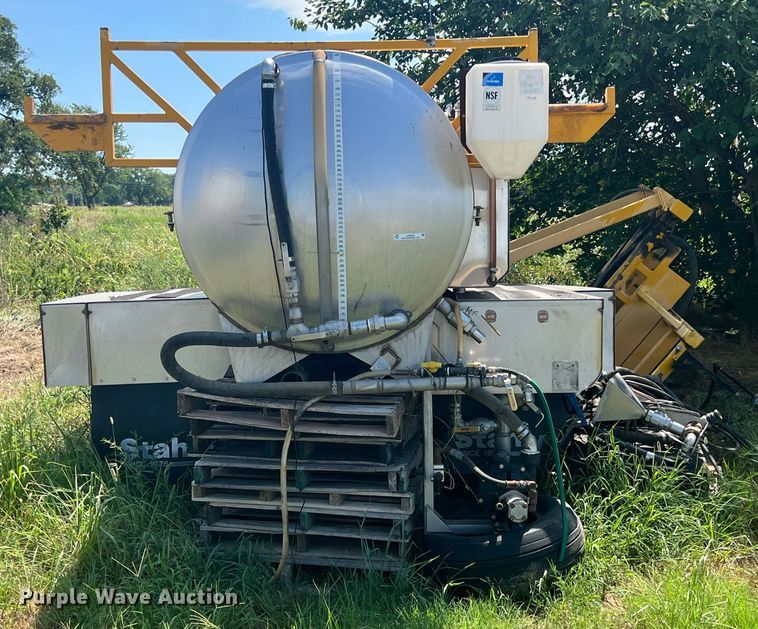 image for item JX9363 MorCorn  sprayer bed