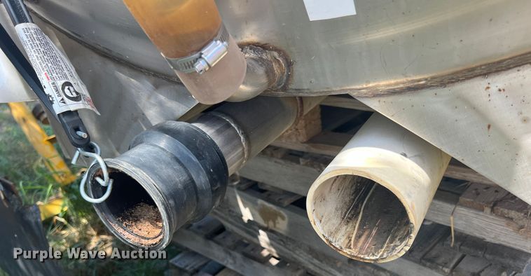 image for item JX9363 MorCorn  sprayer bed