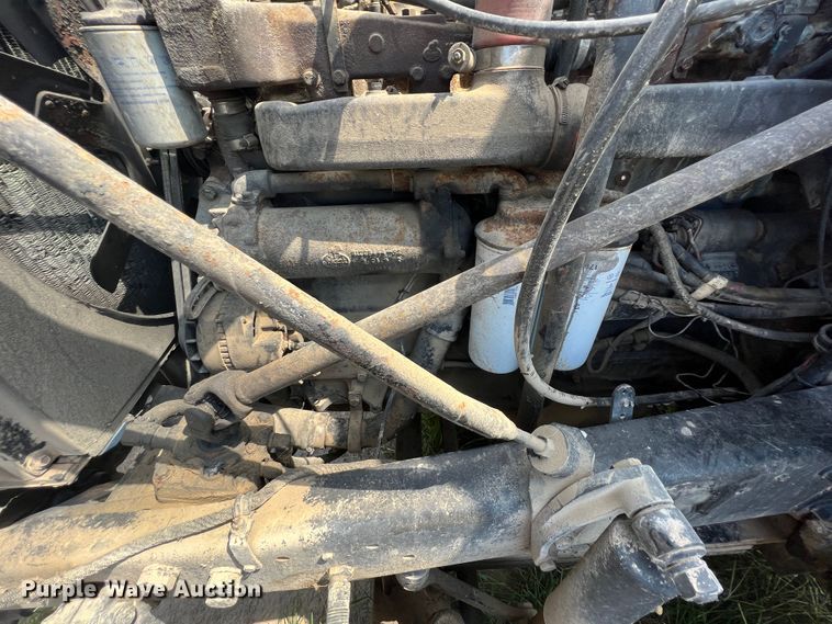 image for item JX9364 1989 Mack RD690S  fertilizer delivery truck