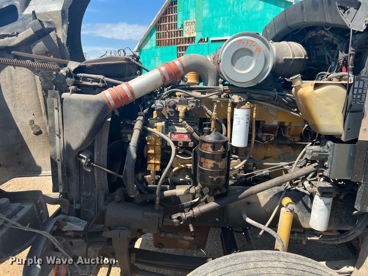 image for item JX9365 1993 Kenworth  fertilizer delivery truck