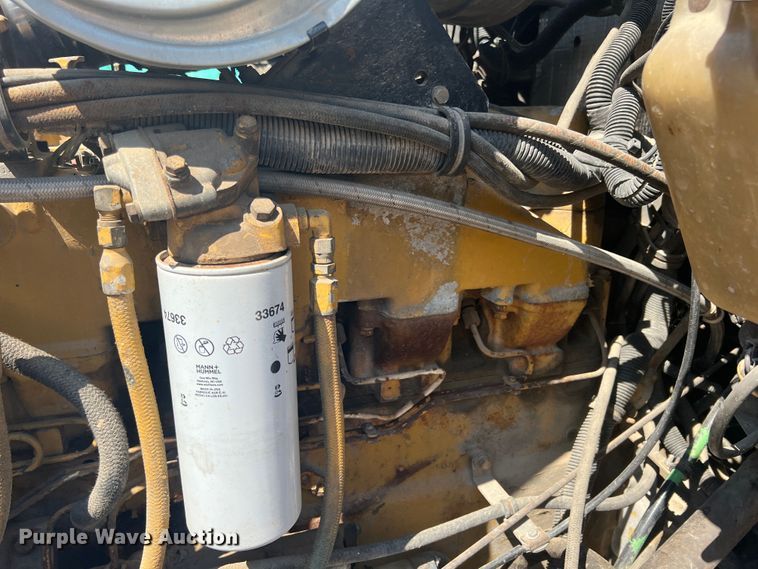 image for item JX9365 1993 Kenworth  fertilizer delivery truck