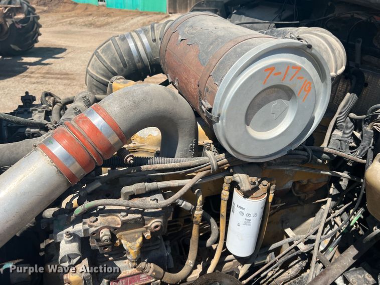 image for item JX9365 1993 Kenworth  fertilizer delivery truck