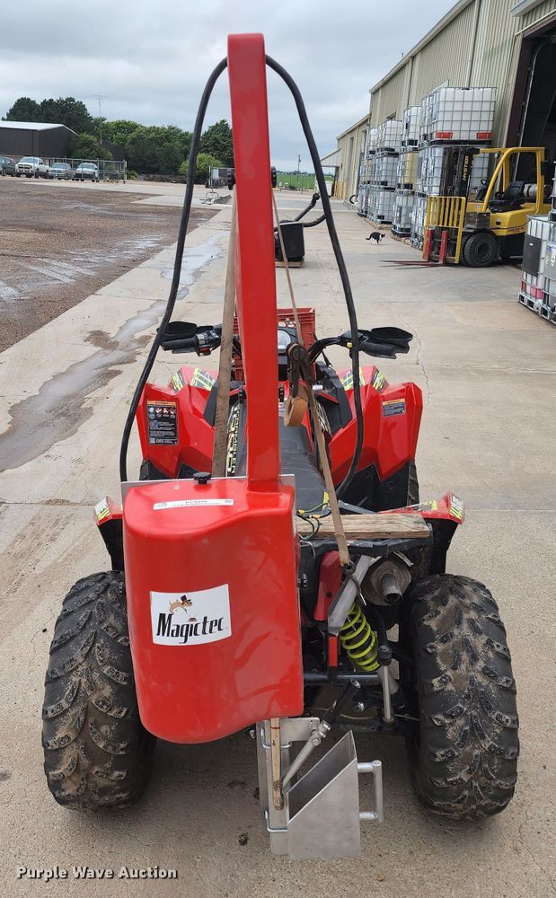 Magictec soil sample probe in Quinter, KS | Item KC9449 sold | Purple Wave