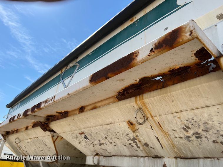 image for item KC9841 1994 White GMC WG  fertilizer delivery truck