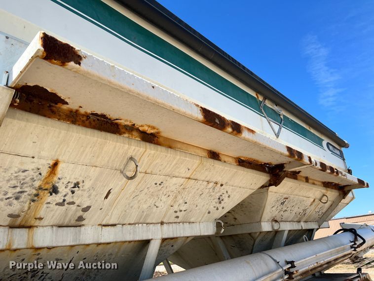 image for item KC9841 1994 White GMC WG  fertilizer delivery truck