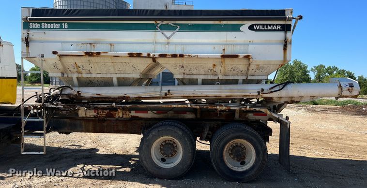image for item KC9841 1994 White GMC WG  fertilizer delivery truck