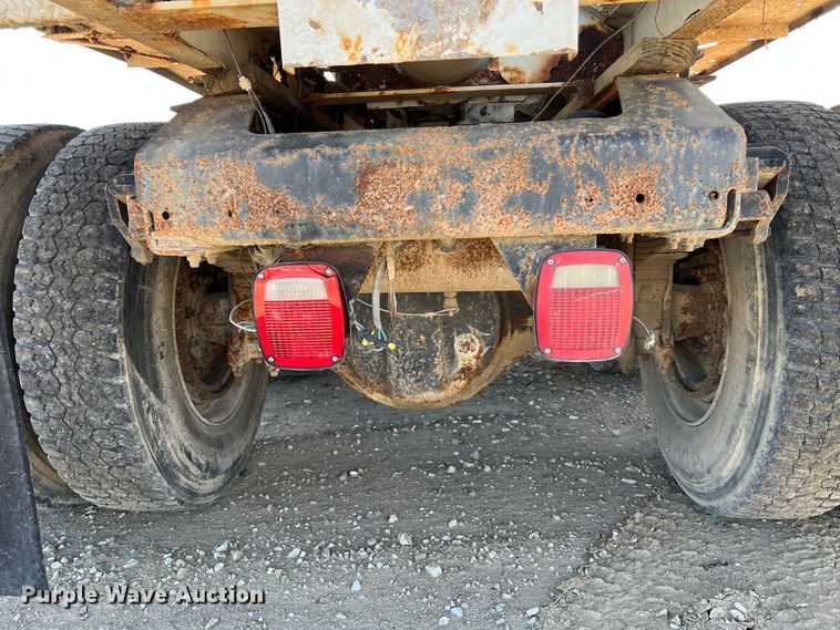 image for item KC9841 1994 White GMC WG  fertilizer delivery truck