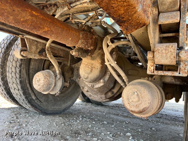 image for item KC9841 1994 White GMC WG  fertilizer delivery truck