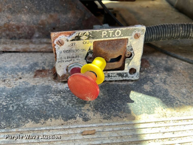 image for item KC9841 1994 White GMC WG  fertilizer delivery truck