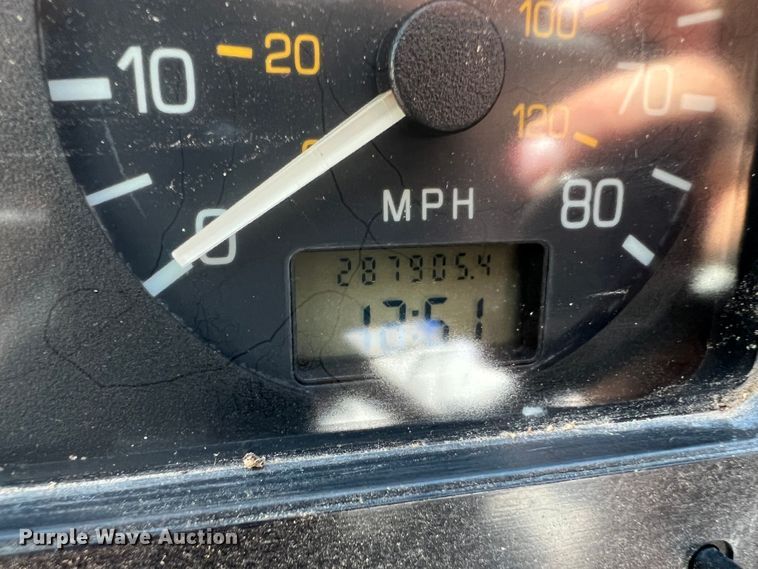 image for item KC9841 1994 White GMC WG  fertilizer delivery truck