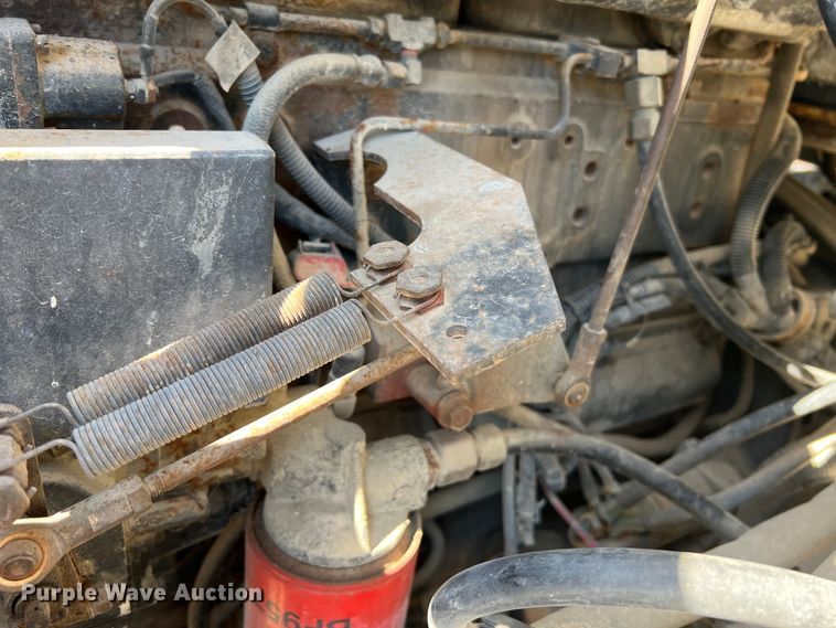 image for item KC9841 1994 White GMC WG  fertilizer delivery truck