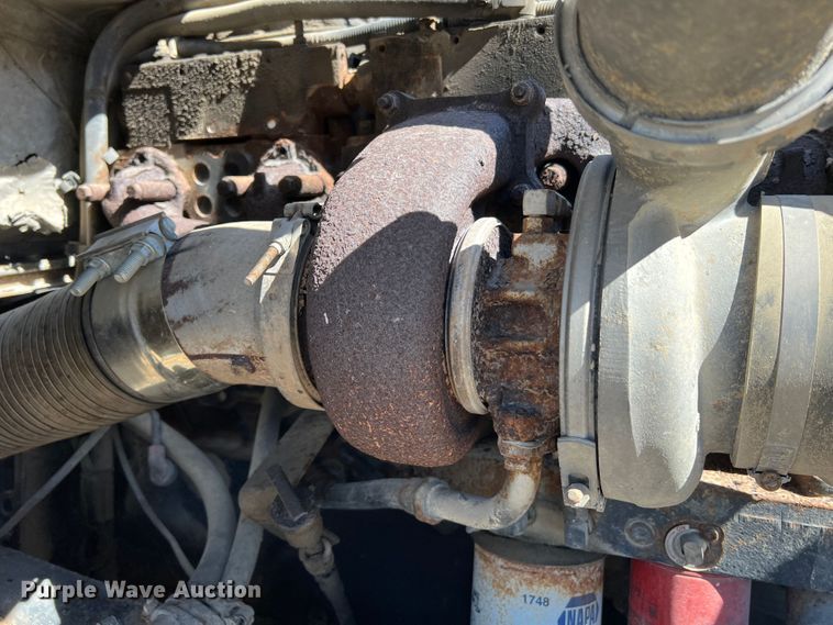 image for item KC9841 1994 White GMC WG  fertilizer delivery truck