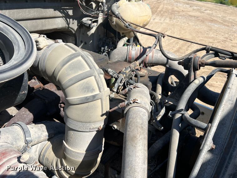 image for item KC9841 1994 White GMC WG  fertilizer delivery truck