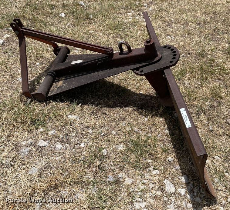 image for item KE9352 Massey Ferguson 16  blade