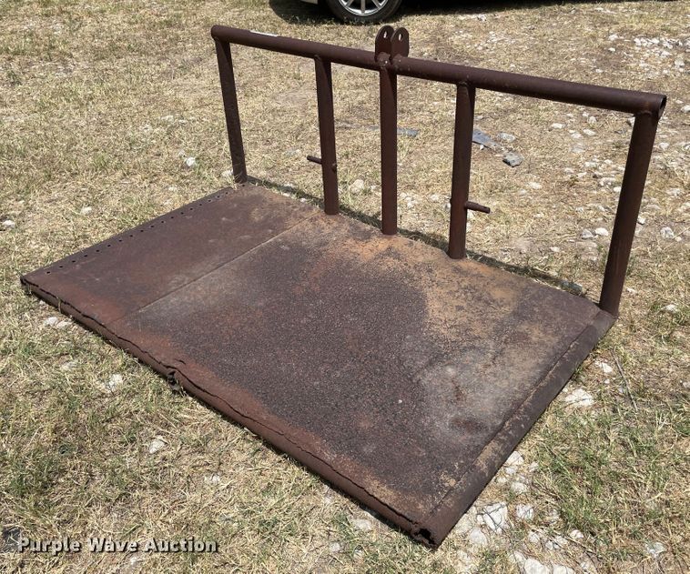 image for item KE9353 Platform