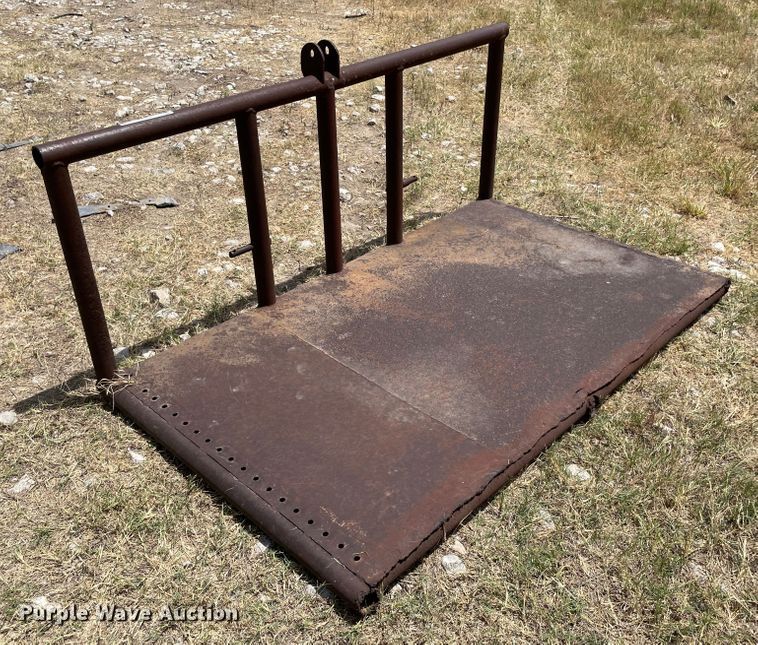 image for item KE9353 Platform