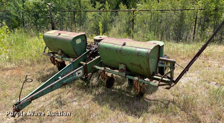 image for item KE9355 John Deere  planter