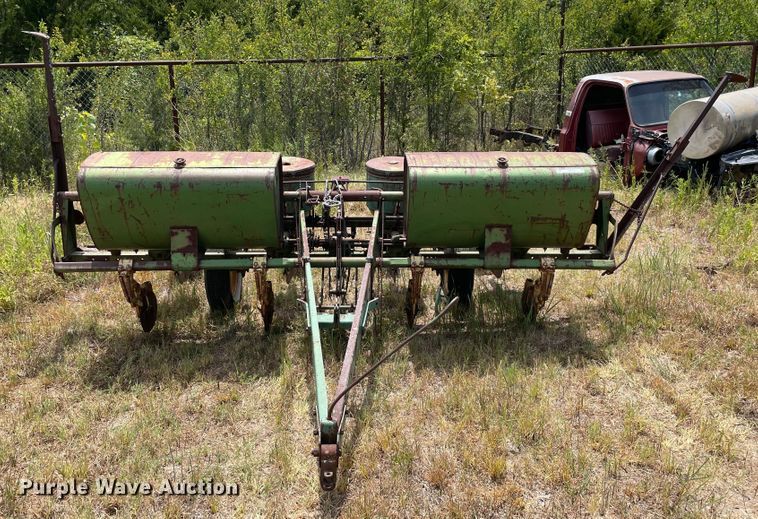 image for item KE9355 John Deere  planter