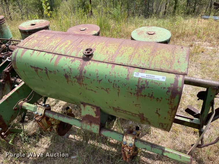 image for item KE9355 John Deere  planter