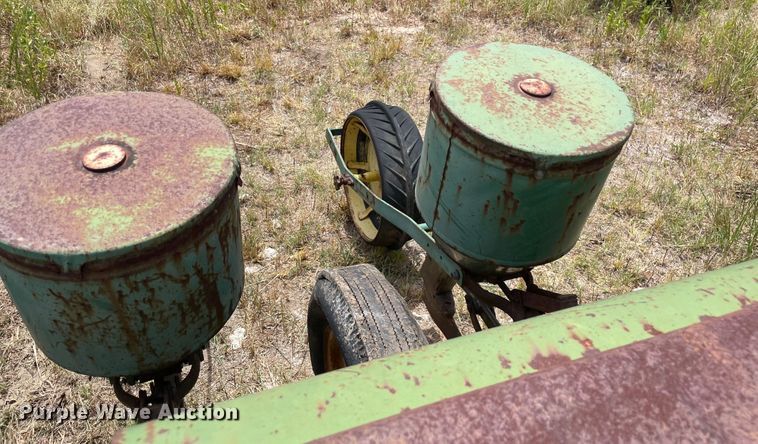 image for item KE9355 John Deere  planter