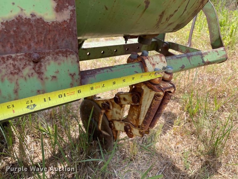 image for item KE9355 John Deere  planter