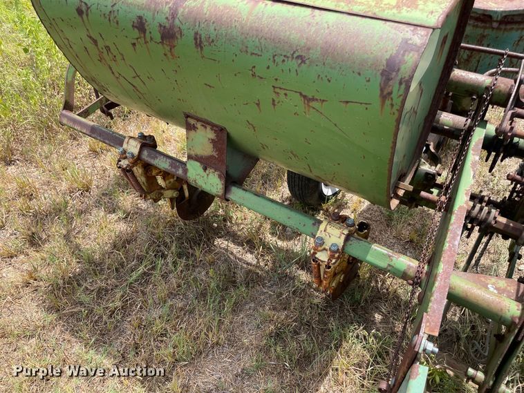 image for item KE9355 John Deere  planter