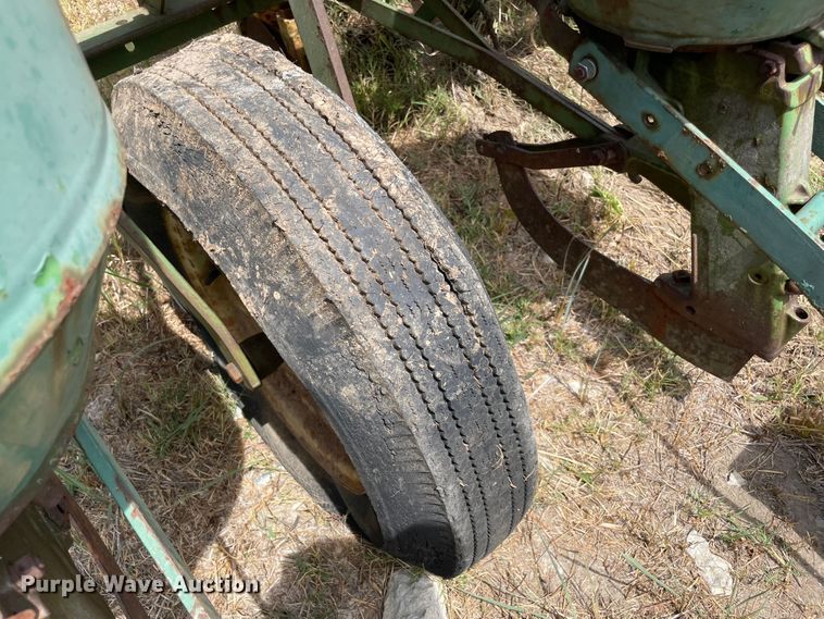 image for item KE9355 John Deere  planter