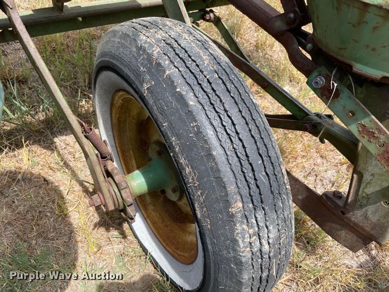 image for item KE9355 John Deere  planter