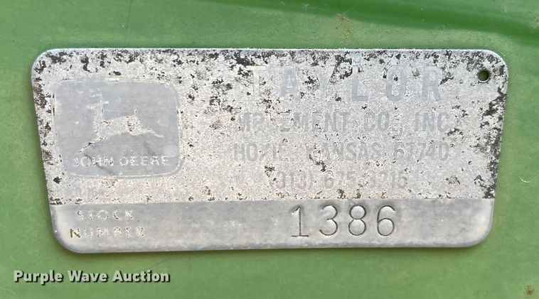 image for item KE9355 John Deere  planter