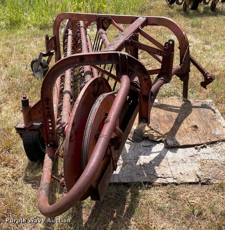 image for item KE9356 Massey Ferguson 25  hay rake