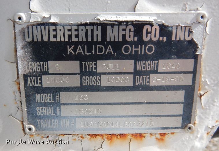 image for item KF9647 1990 Unverferth 150  fertilizer tender